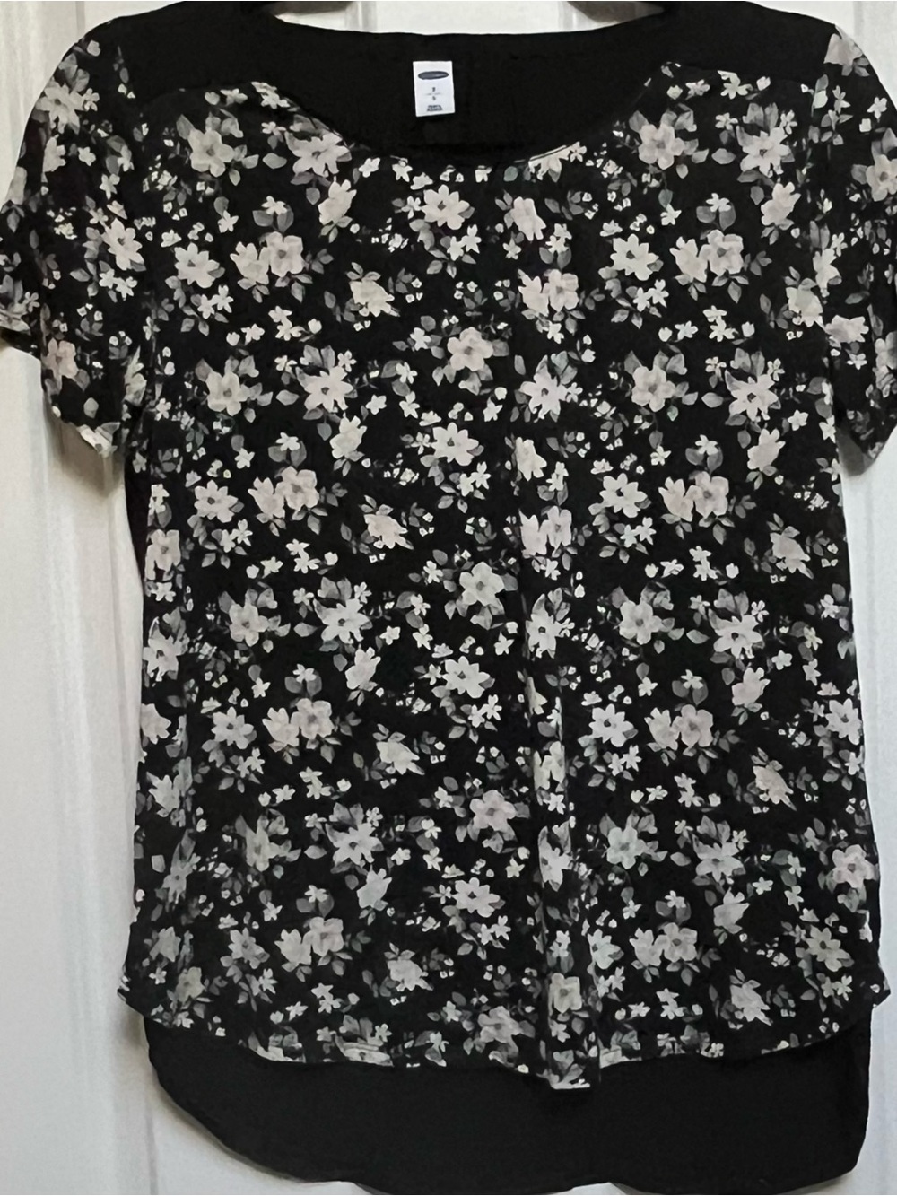 Old Navy - Size S
Fancy T-Shirt Blouse